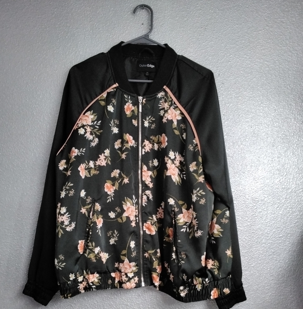 Outer Edge Satin Floral Jacket   Size 3X
